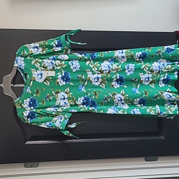 Banana Republic Dresses & Skirts - Beautiful Mini Dress